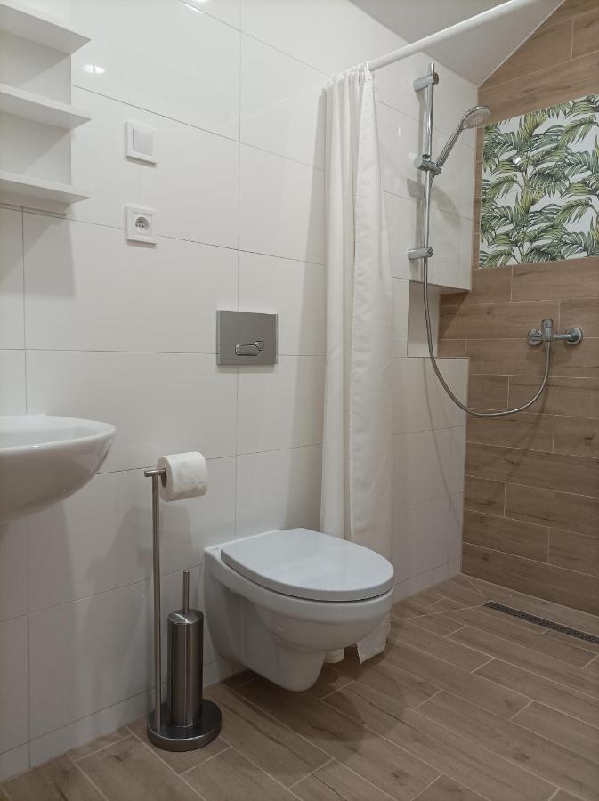 Ferienwohnung Pod Jaskolka Stolpmünde Exterior foto