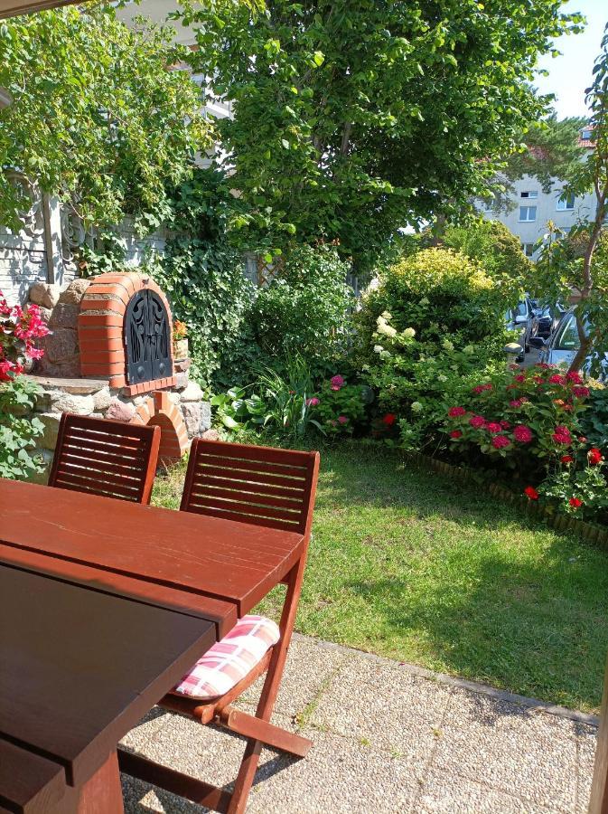 Ferienwohnung Pod Jaskolka Stolpmünde Exterior foto
